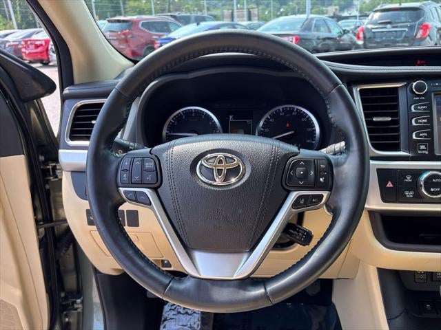 2018 Toyota Highlander Limited Platinum