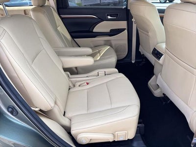 2018 Toyota Highlander Limited Platinum