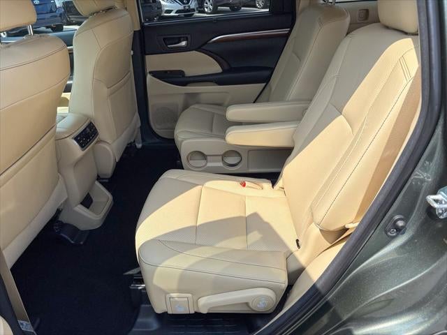 2018 Toyota Highlander Limited Platinum