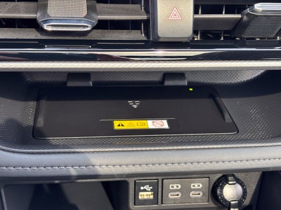 2024 Toyota Highlander Hybrid Platinum