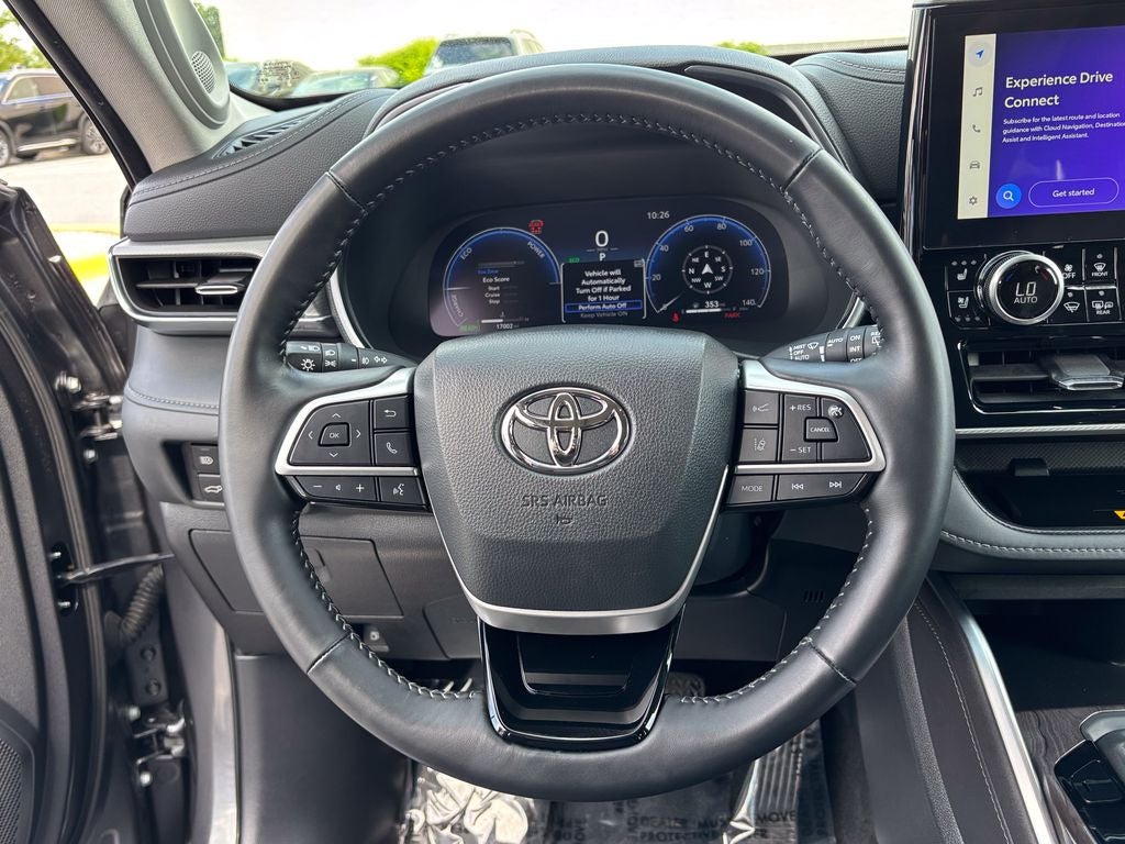 2024 Toyota Highlander Hybrid Platinum