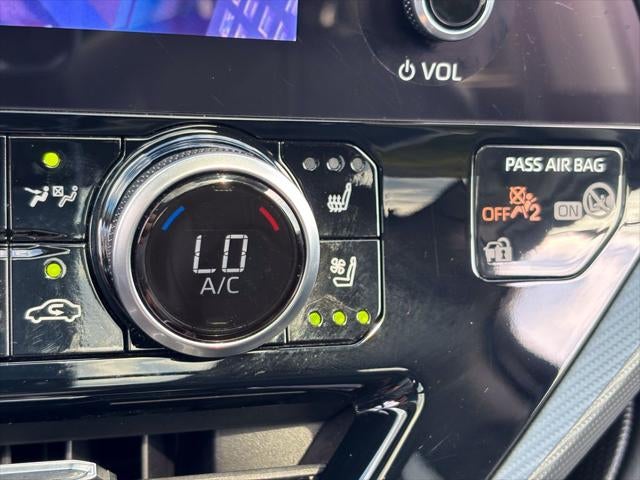 2024 Toyota Highlander Hybrid Platinum