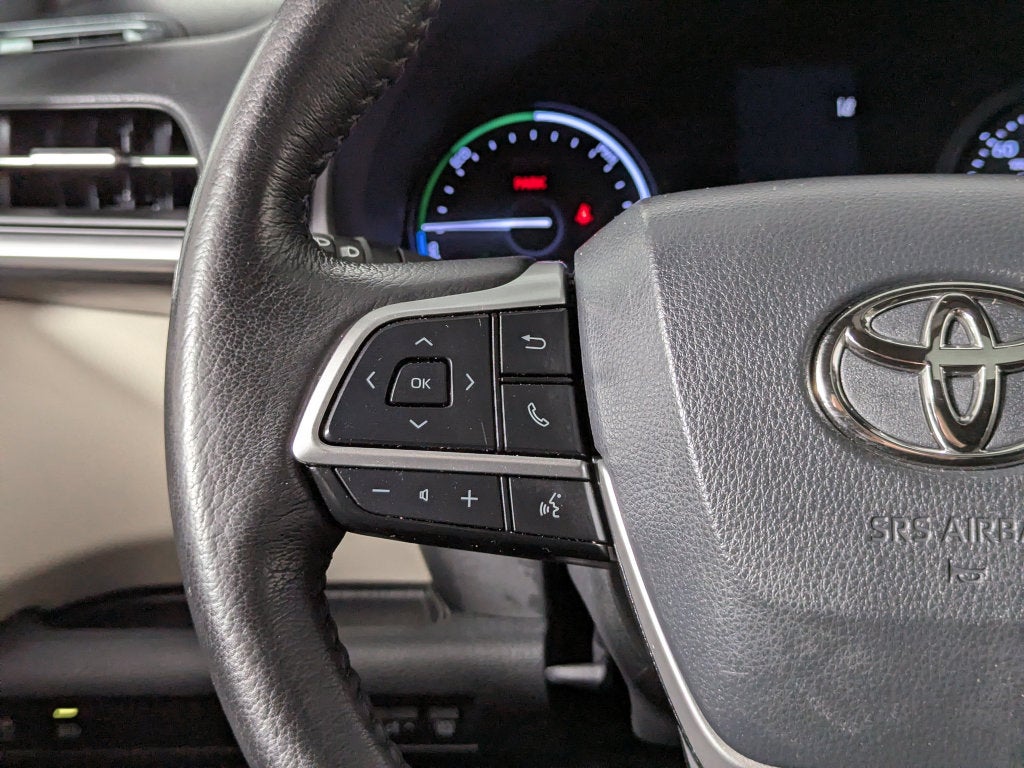 2021 Toyota Sienna XLE 8 Passenger