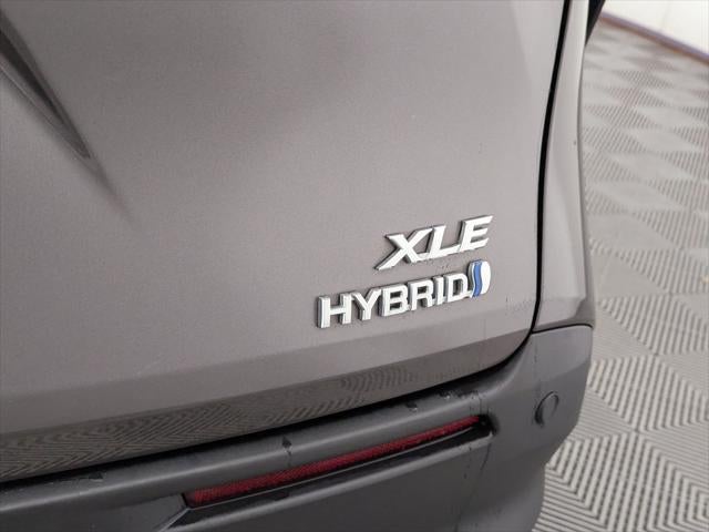 2021 Toyota Sienna XLE 8 Passenger