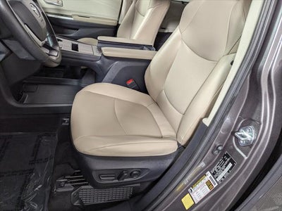 2021 Toyota Sienna XLE 8 Passenger