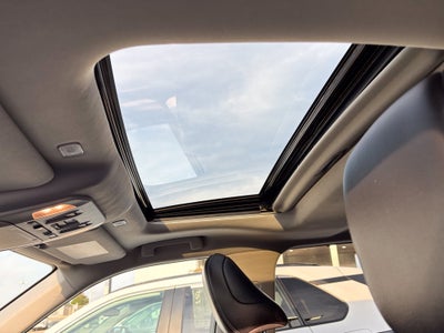 2024 Toyota Highlander Hybrid XLE