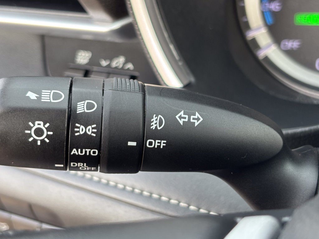 2024 Toyota Highlander Hybrid XLE