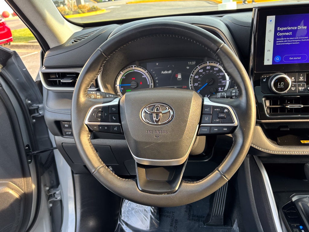2024 Toyota Highlander Hybrid XLE