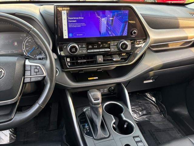2024 Toyota Highlander Hybrid XLE