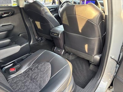 2024 Toyota Highlander Hybrid XLE