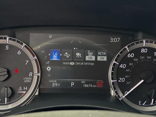 2025 Toyota Highlander LE