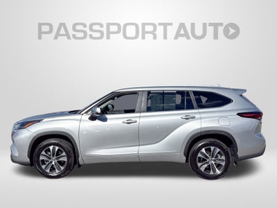 2025 Toyota Highlander XLE