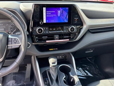 2025 Toyota Highlander XLE