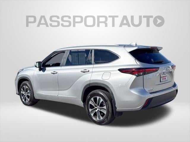 2025 Toyota Highlander XLE