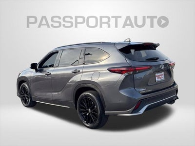 2025 Toyota Highlander XSE