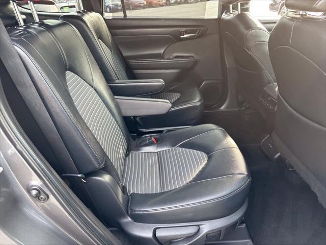 2025 Toyota Highlander XSE