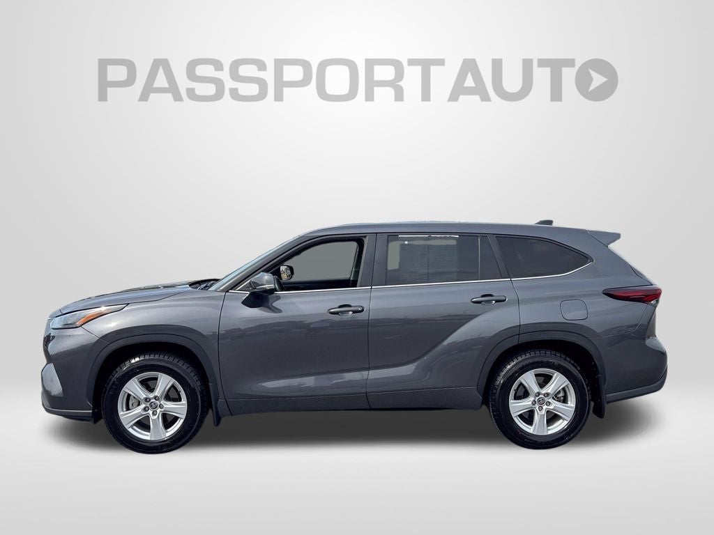 2025 Toyota Highlander LE