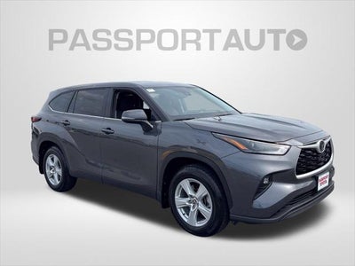 2025 Toyota Highlander LE