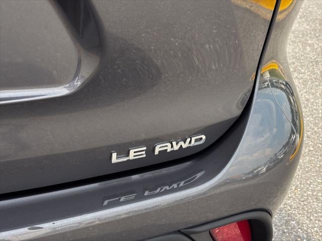 2025 Toyota Highlander LE