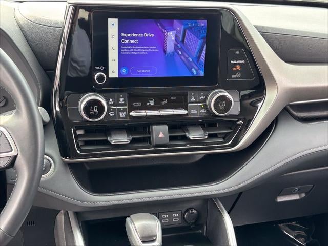 2025 Toyota Highlander LE