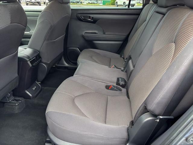 2025 Toyota Highlander LE