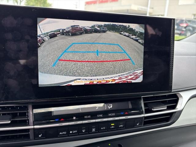 2026 Toyota Sienna XLE 8 Passenger