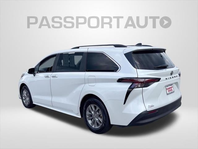 2026 Toyota Sienna XLE 8 Passenger