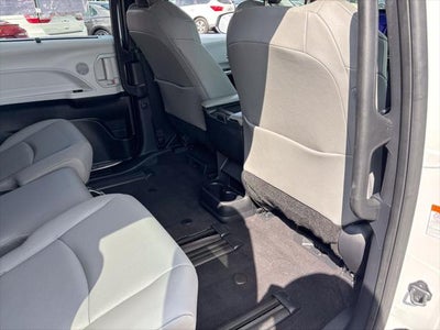 2026 Toyota Sienna XLE 8 Passenger