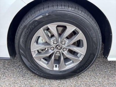 2026 Toyota Sienna XLE 8 Passenger