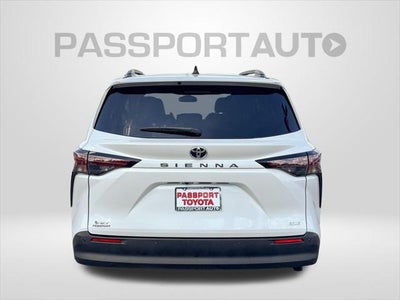 2026 Toyota Sienna XLE 8 Passenger