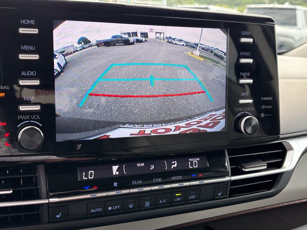 2024 Toyota Sienna XLE 8 Passenger