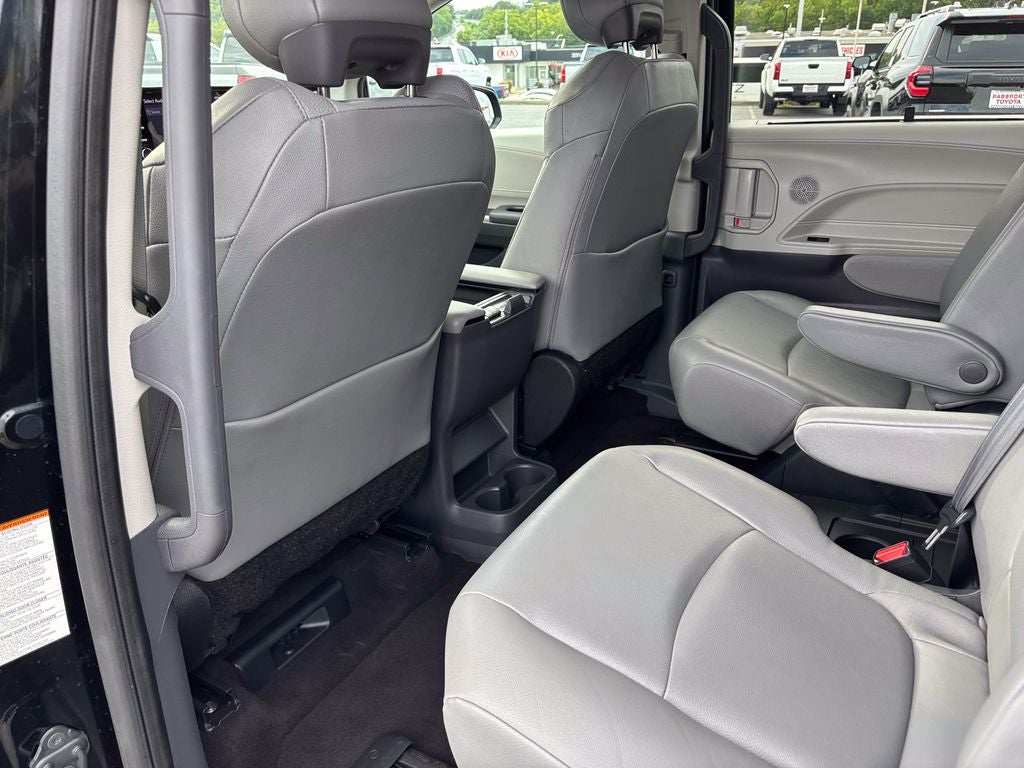 2024 Toyota Sienna XLE 8 Passenger