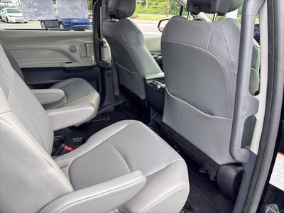 2024 Toyota Sienna XLE 8 Passenger