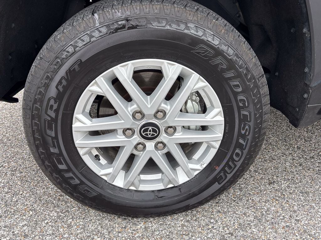 2024 Toyota Tundra SR5