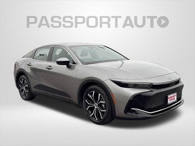2025 Toyota Crown XLE