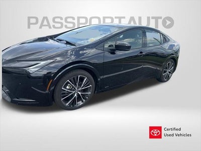 2025 Toyota Prius XLE