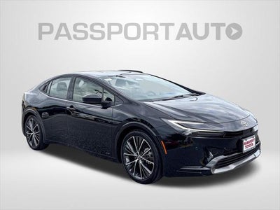 2025 Toyota Prius XLE