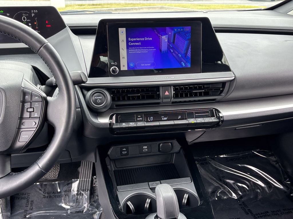 2025 Toyota Prius LE