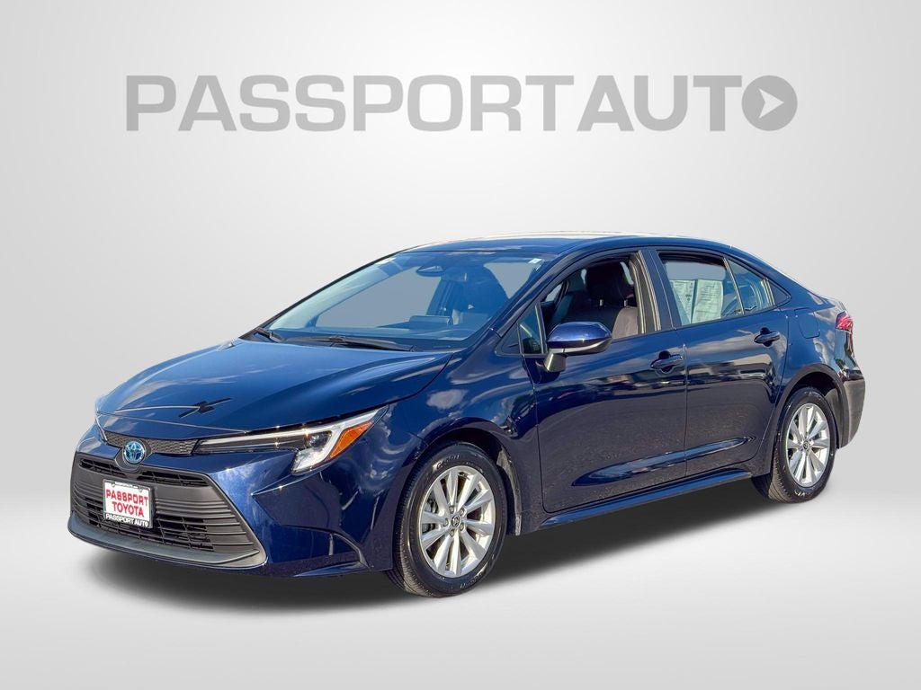 2025 Toyota Corolla Hybrid LE