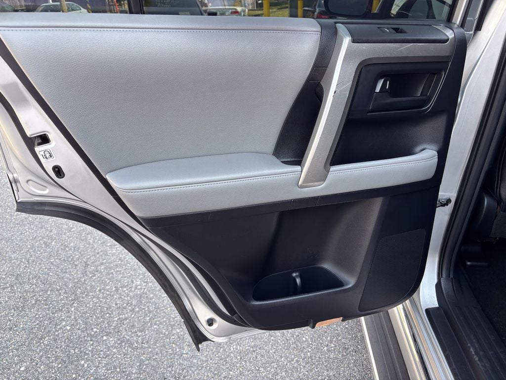 2013 Toyota 4Runner SR5
