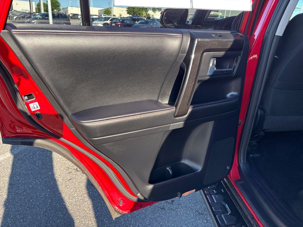 2024 Toyota 4Runner TRD Off-Road