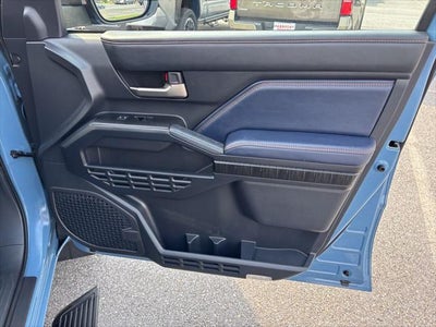 2025 Toyota 4Runner i-FORCE MAX Hybrid Platinum