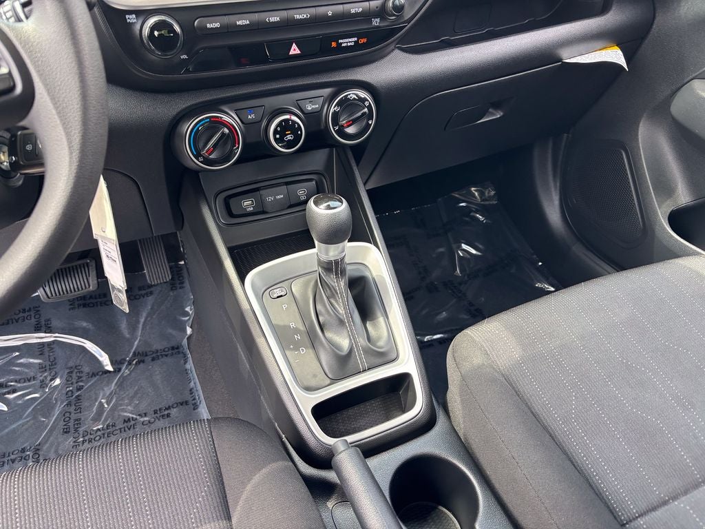 2025 Hyundai Venue SE