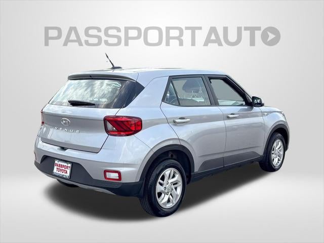2025 Hyundai Venue SE