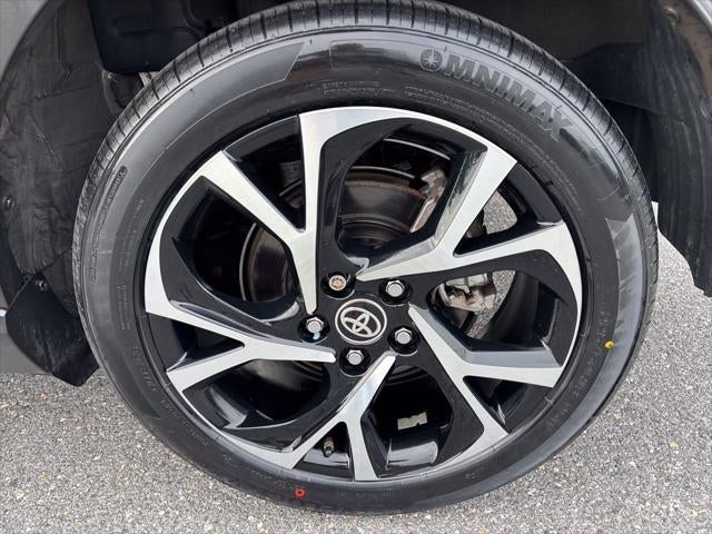 2021 Toyota C-HR XLE